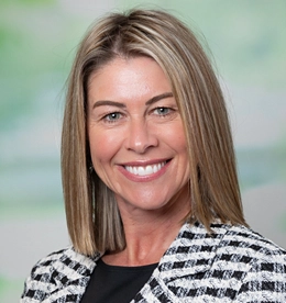 danielle-phelps-headshot